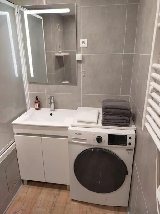 Apartment Agreable Bord De Mer, Parking Calais