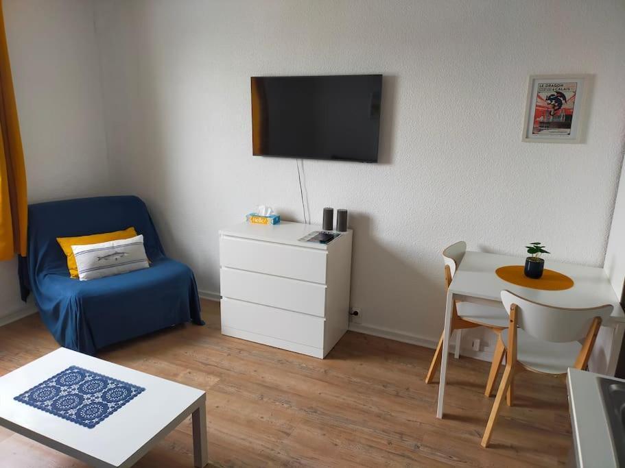 Apartment Agreable Bord De Mer, Parking Calais